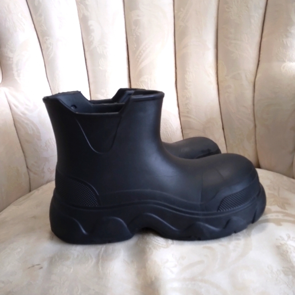 New Black Boots